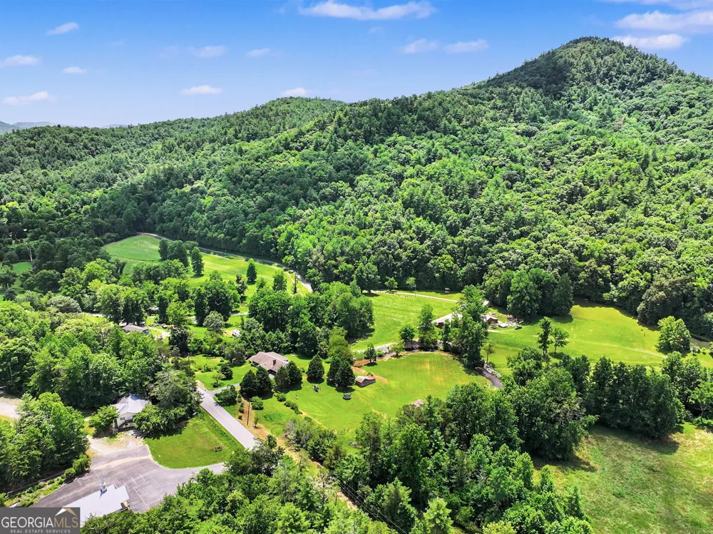 7272 Warwoman RD Clayton, GA 30525