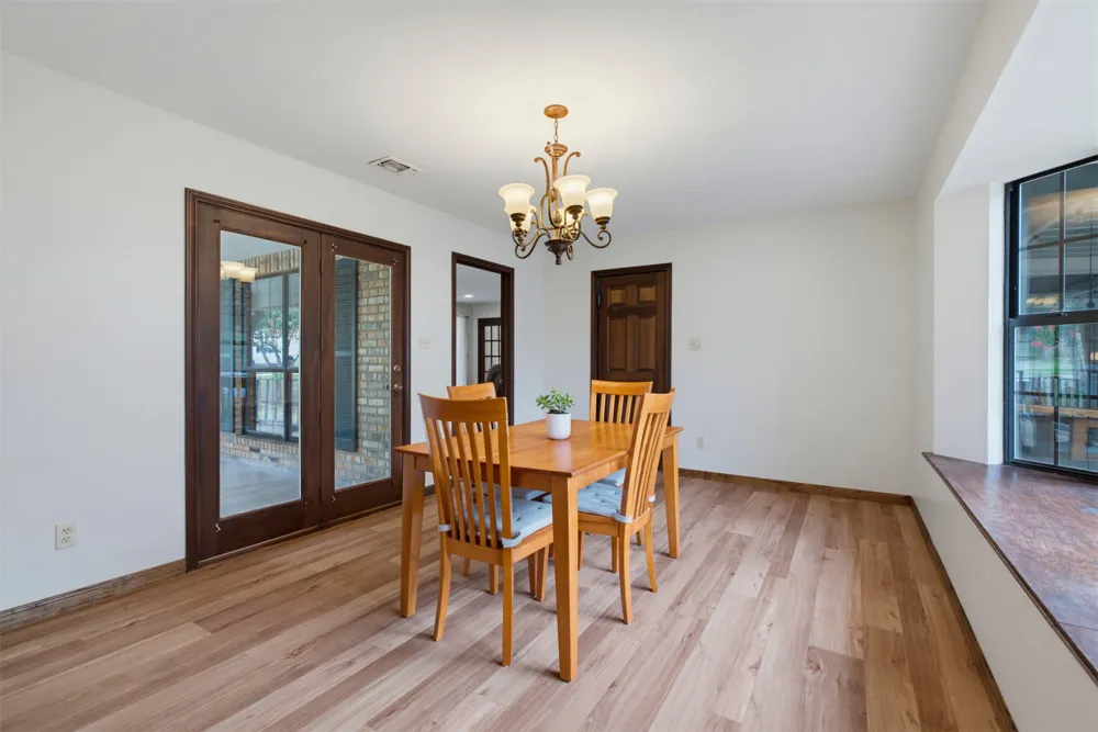 1901 Skyles Road Rockdale, TX 76567