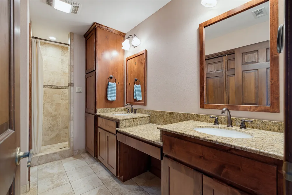 1901 Skyles Road Rockdale, TX 76567