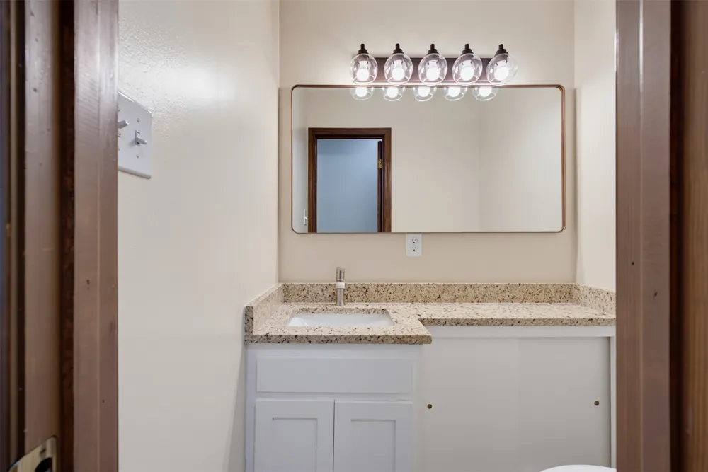 1901 Skyles Road Rockdale, TX 76567