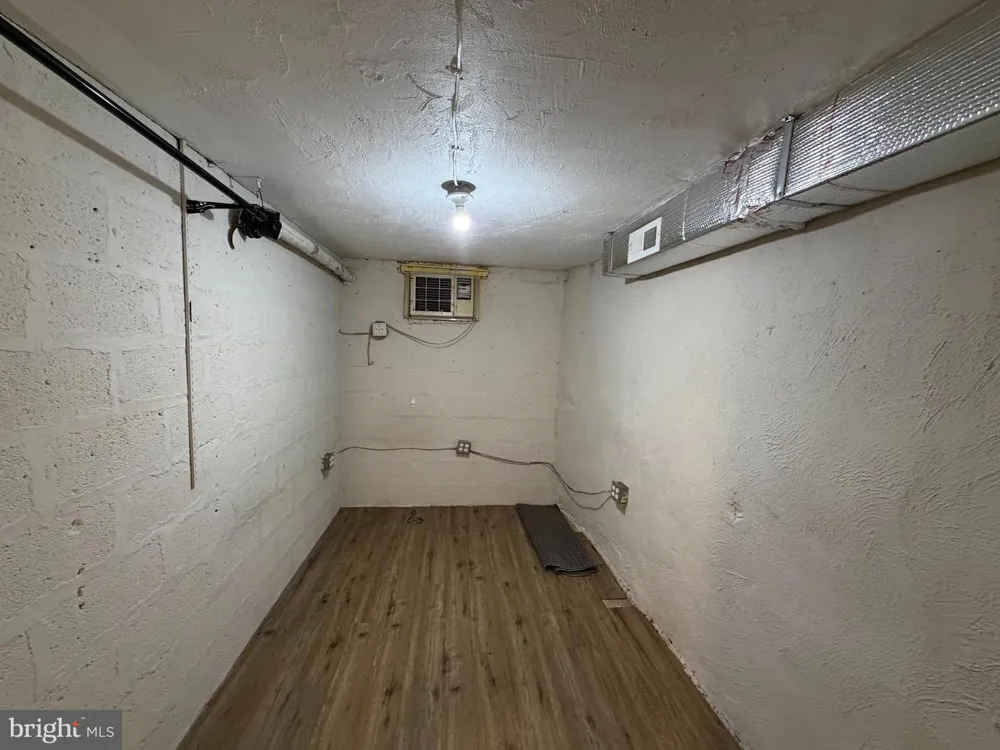 6741 HORROCKS STREET Philadelphia, PA 19149