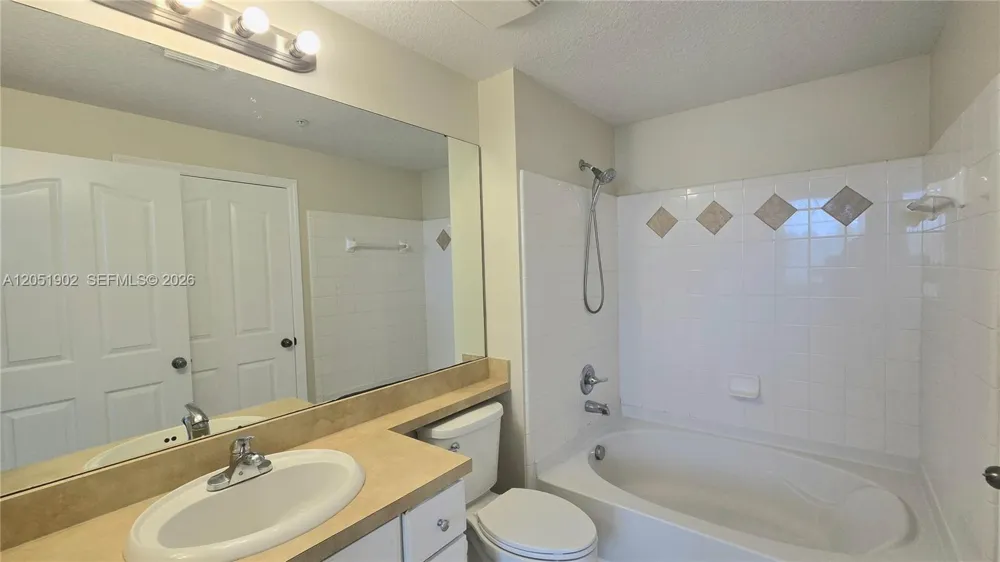 1307 E Myrtlewood Cir E #1307 Palm Beach Gardens, FL 33418