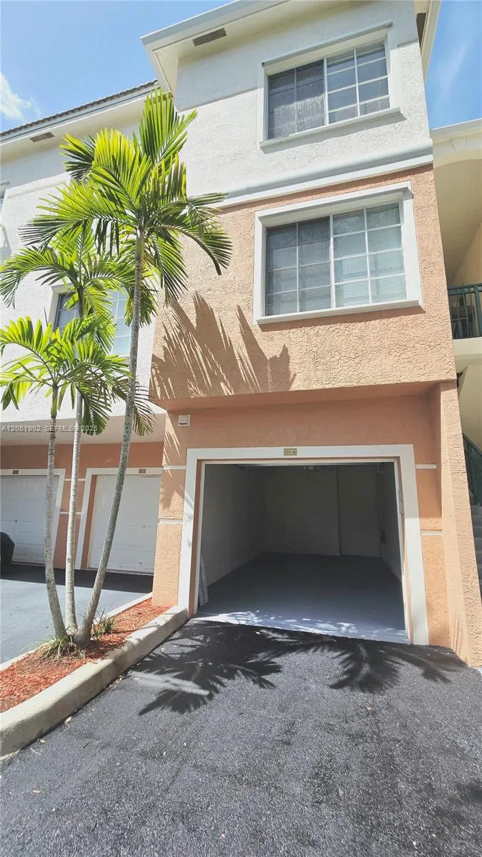 1307 E Myrtlewood Cir E #1307 Palm Beach Gardens, FL 33418