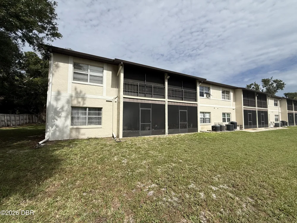 417 Banana Cay Drive #F South Daytona, FL 32119