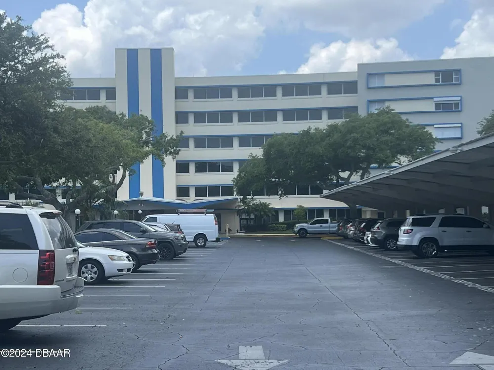 1224 S Peninsula Drive #620 Daytona Beach, FL 32118