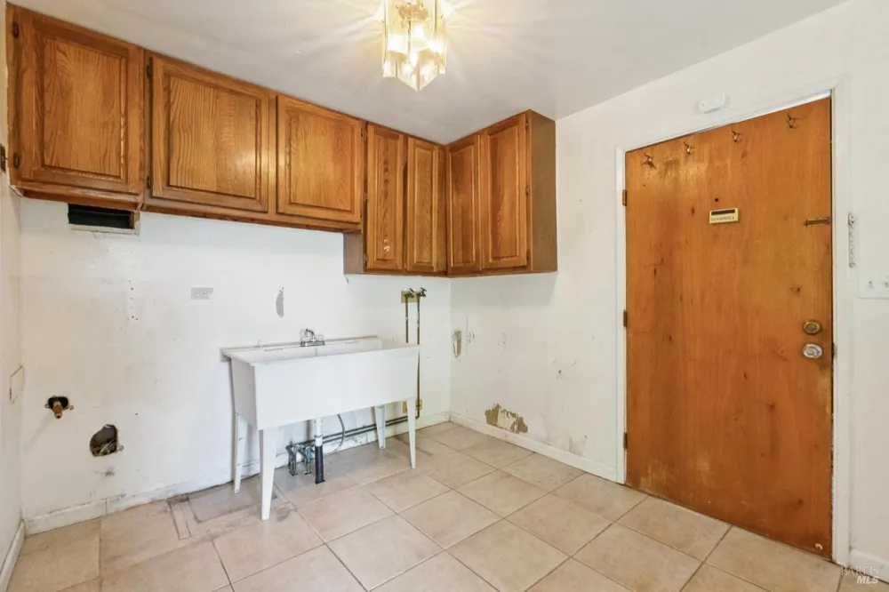 85 Rocca Drive Fairfax, CA 94930