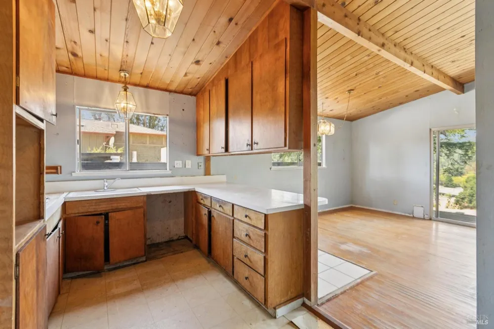 85 Rocca Drive Fairfax, CA 94930