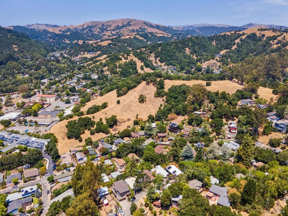 85 Rocca Drive Fairfax, CA 94930
