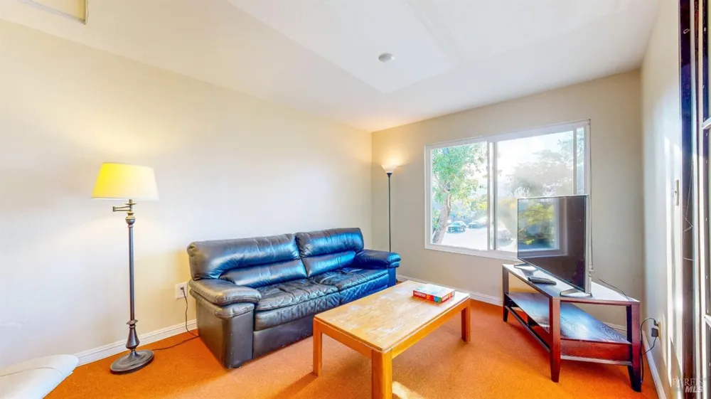 1702 Capistrano Drive Petaluma, CA 94954