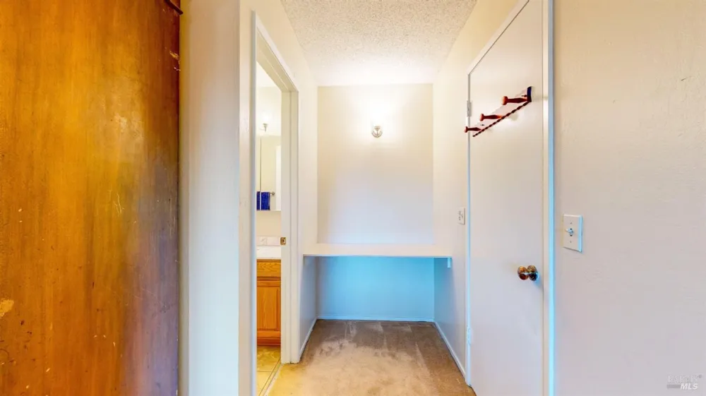 1702 Capistrano Drive Petaluma, CA 94954