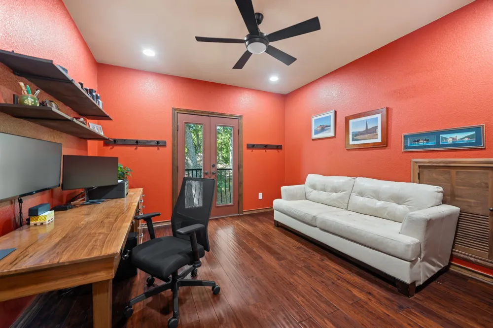 1612 High Lonesome Leander, TX 78641