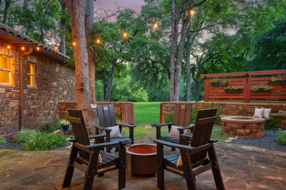 1612 High Lonesome Leander, TX 78641
