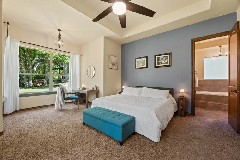 1612 High Lonesome Leander, TX 78641