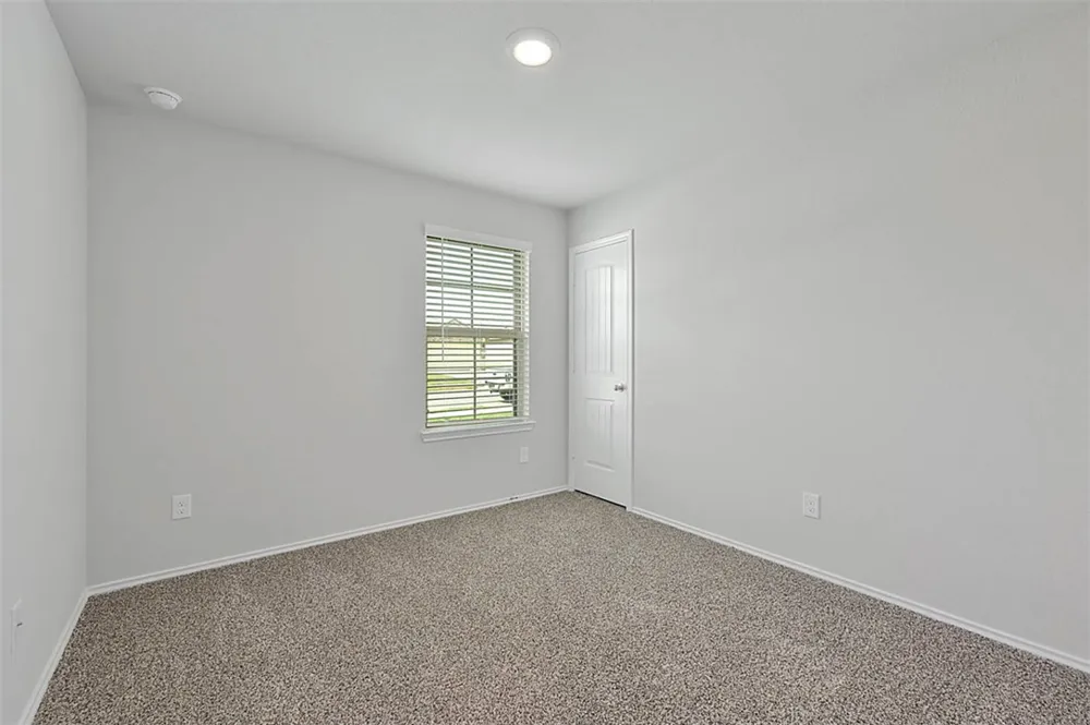 8024 Front Nine Lane Navasota, TX 77868