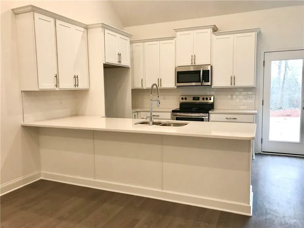 129 Morse Elm Loop Waleska, GA 30183