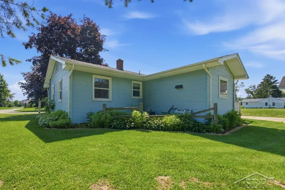 4665 River Road Thomas Township, MI 48623