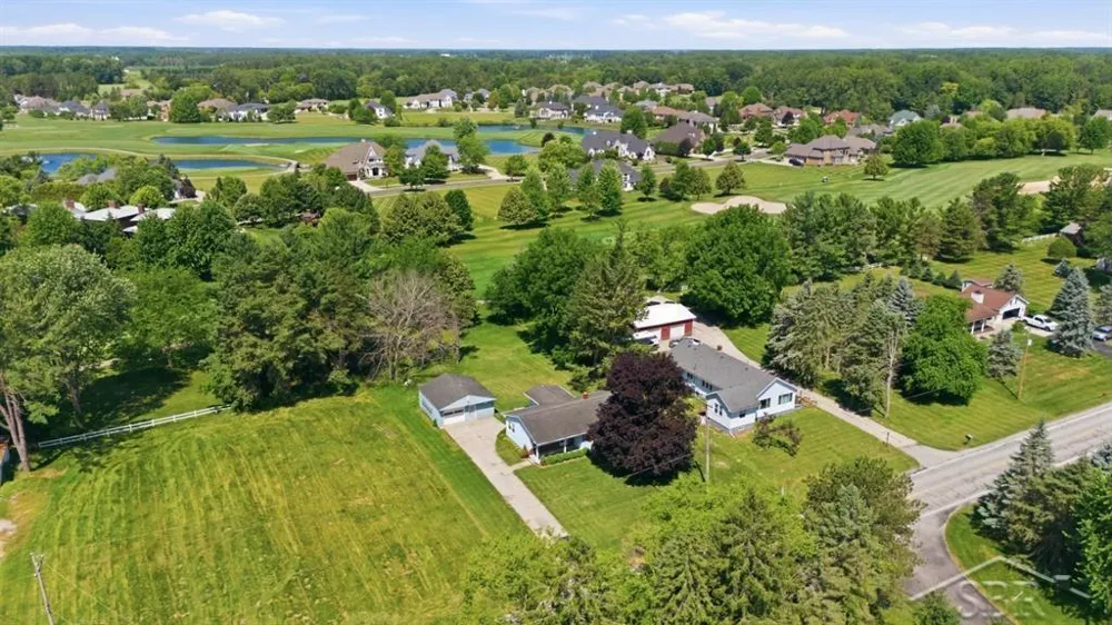 4665 River Road Thomas Township, MI 48623