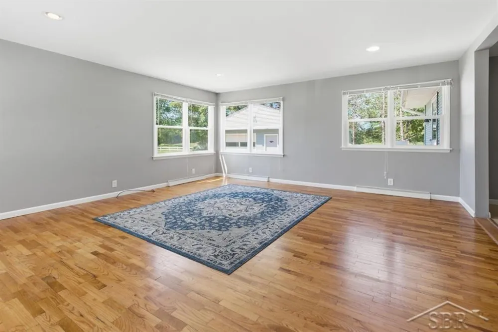 4665 River Road Thomas Township, MI 48623