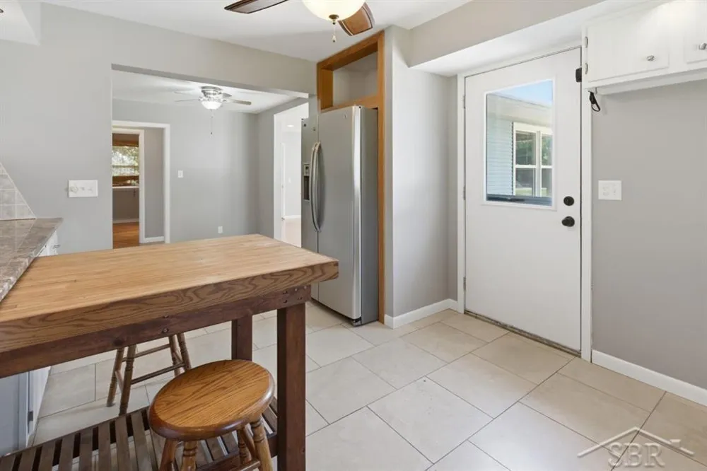 4665 River Road Thomas Township, MI 48623