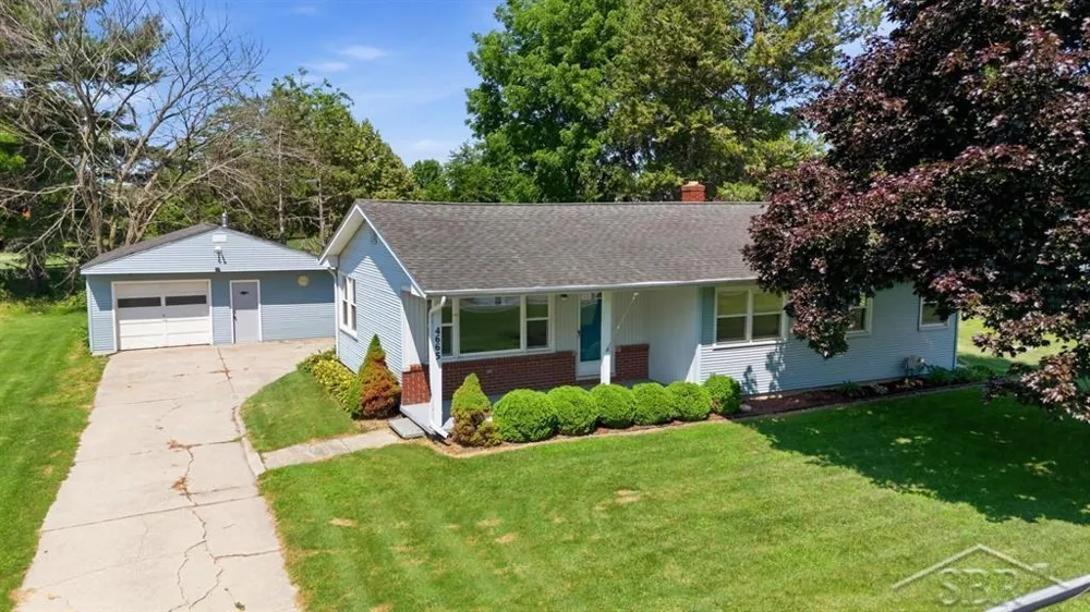 4665 River Road Thomas Township, MI 48623