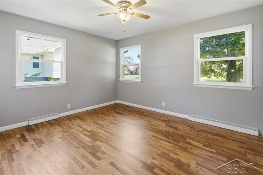 4665 River Road Thomas Township, MI 48623