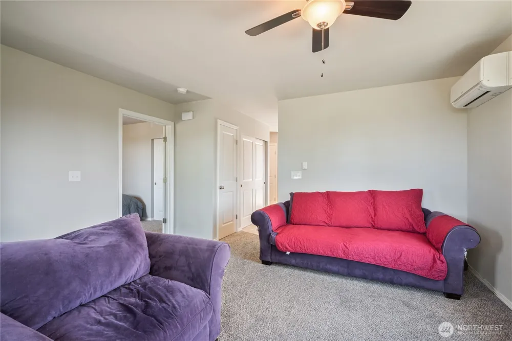 1009 Taylor Road Kalama, WA 98625