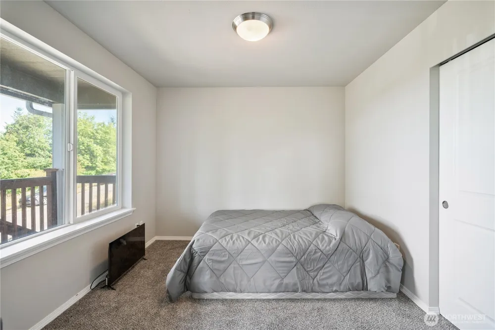 1009 Taylor Road Kalama, WA 98625
