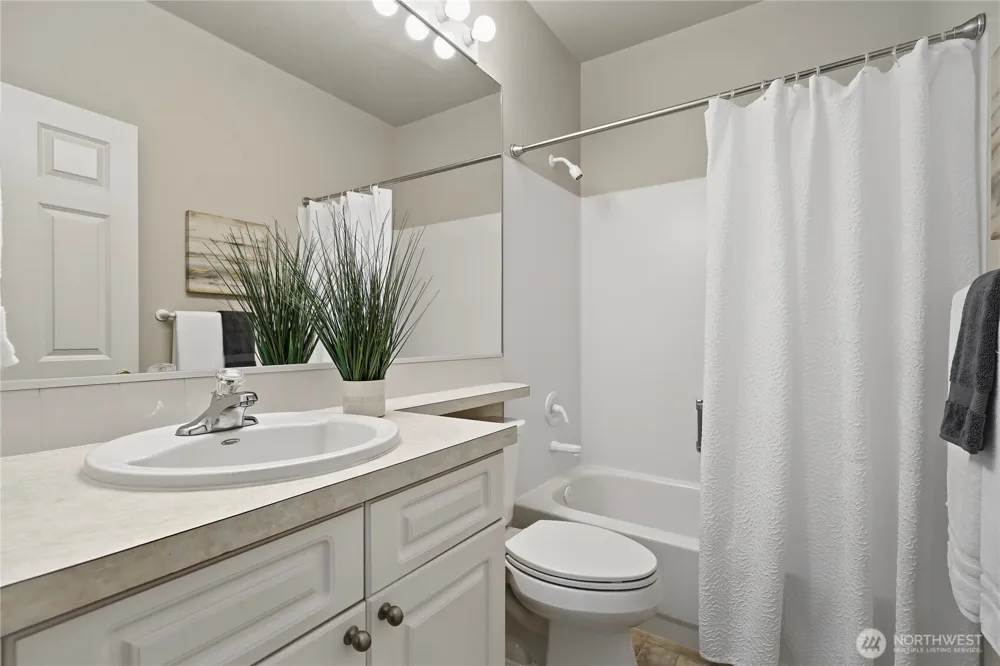 8819 69th Court St SW Lakewood, WA 98498