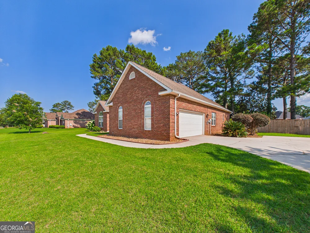 503 Victoria CIR Warner Robins, GA 31088