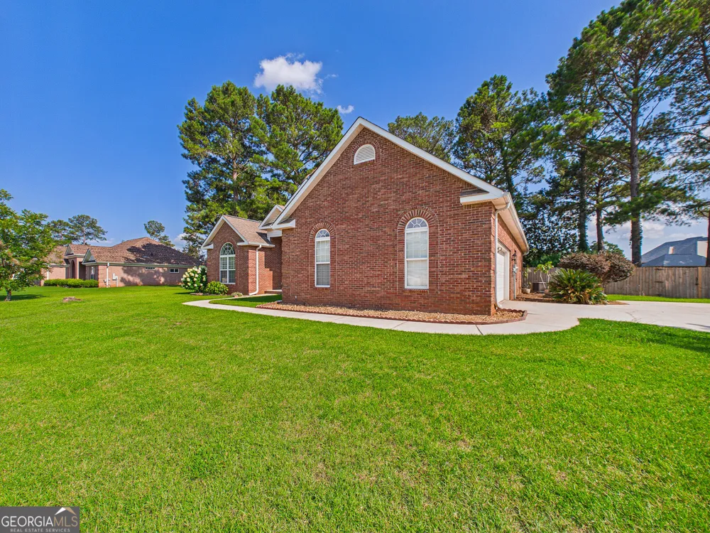 503 Victoria CIR Warner Robins, GA 31088