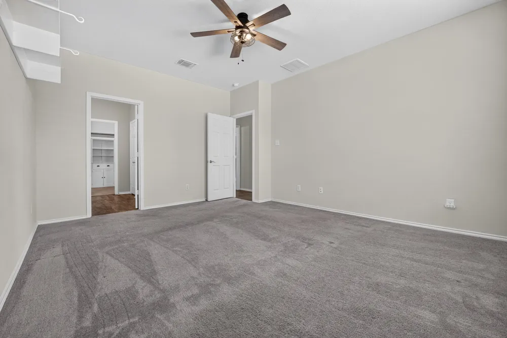 612 Sonterra Boulevard Jarrell, TX 76537