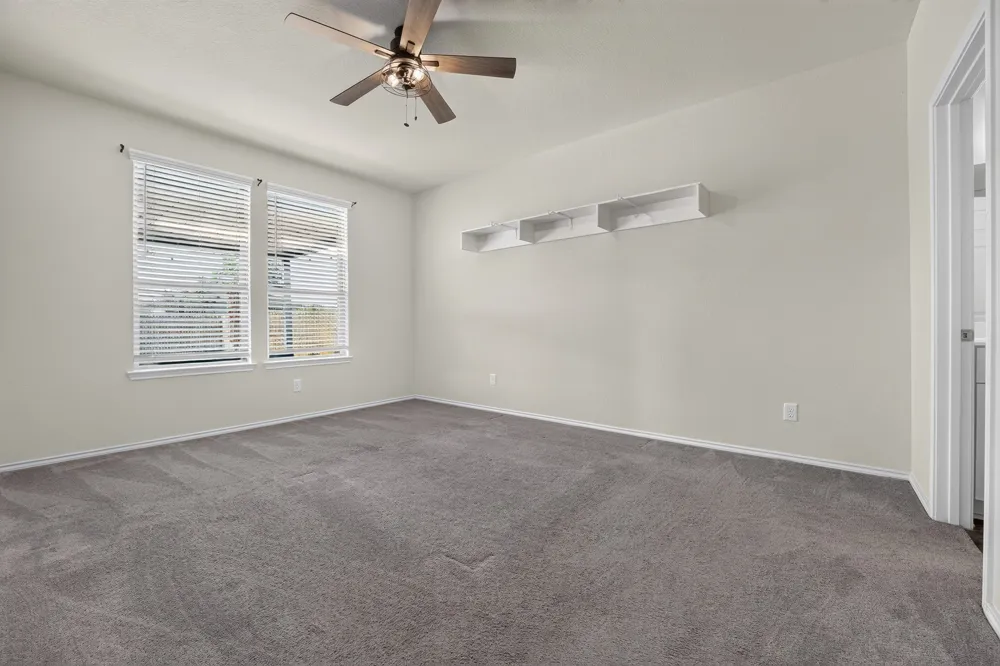 612 Sonterra Boulevard Jarrell, TX 76537