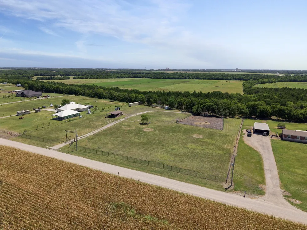 1843 County Road 2140 Caddo Mills, TX 75135