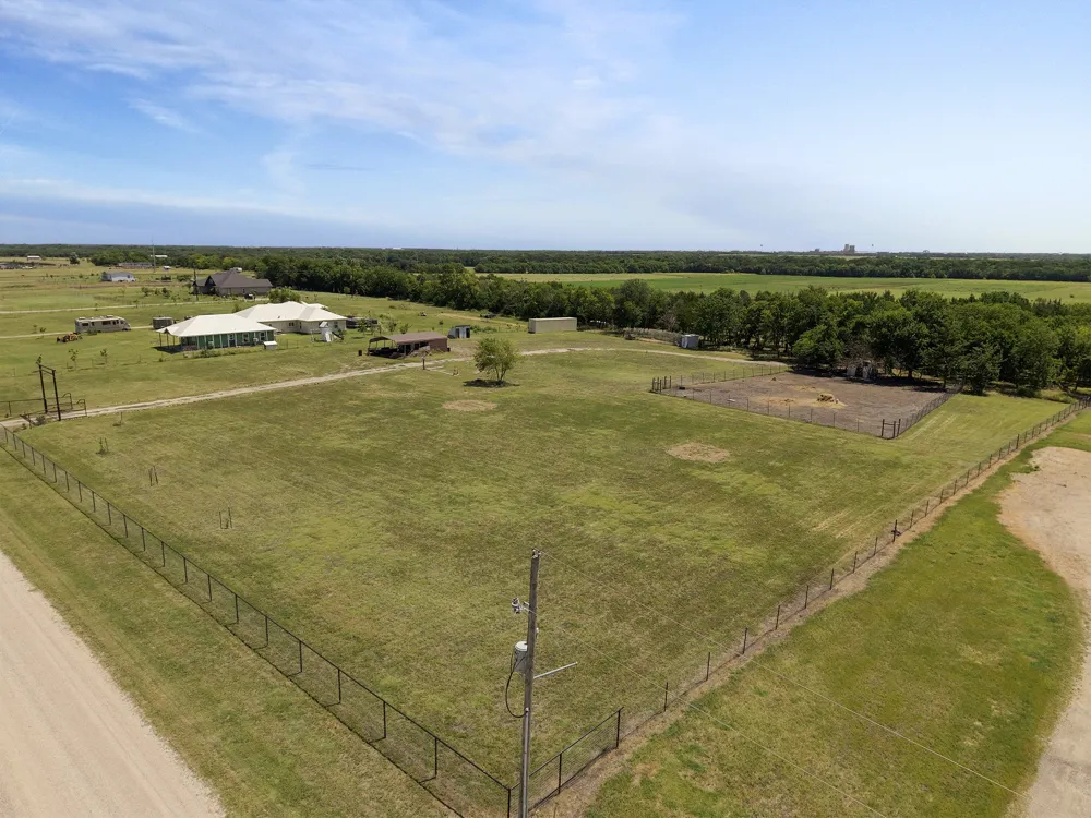 1843 County Road 2140 Caddo Mills, TX 75135