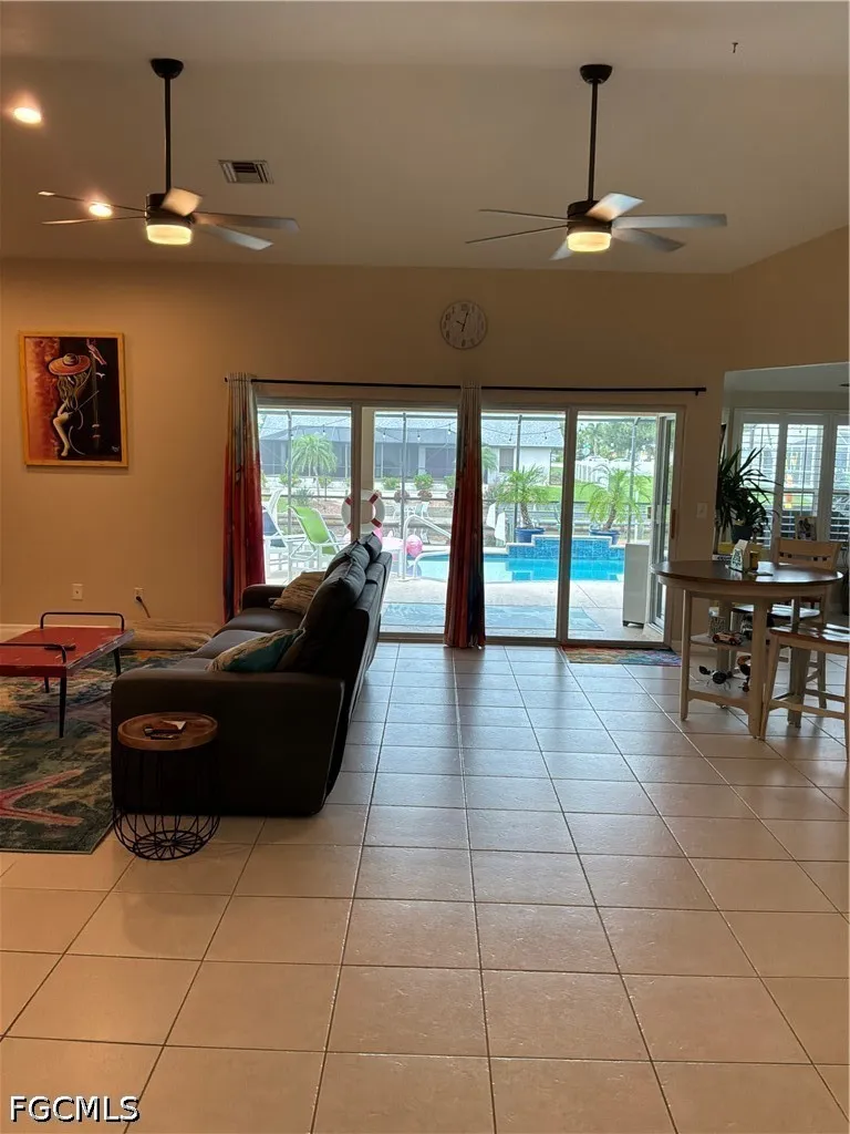 SW 1st Place Cape Coral, FL 33914