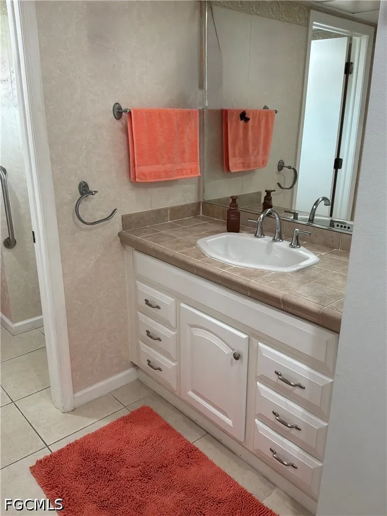 SW 1st Place Cape Coral, FL 33914