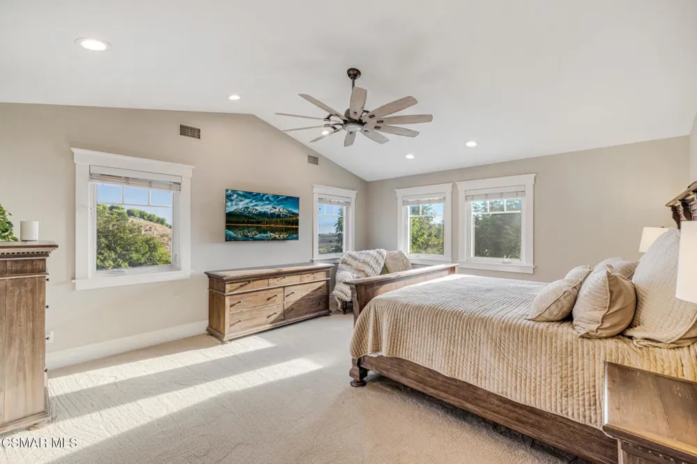 7169 Maria Drive Moorpark, CA 93021