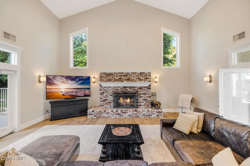 7169 Maria Drive Moorpark, CA 93021