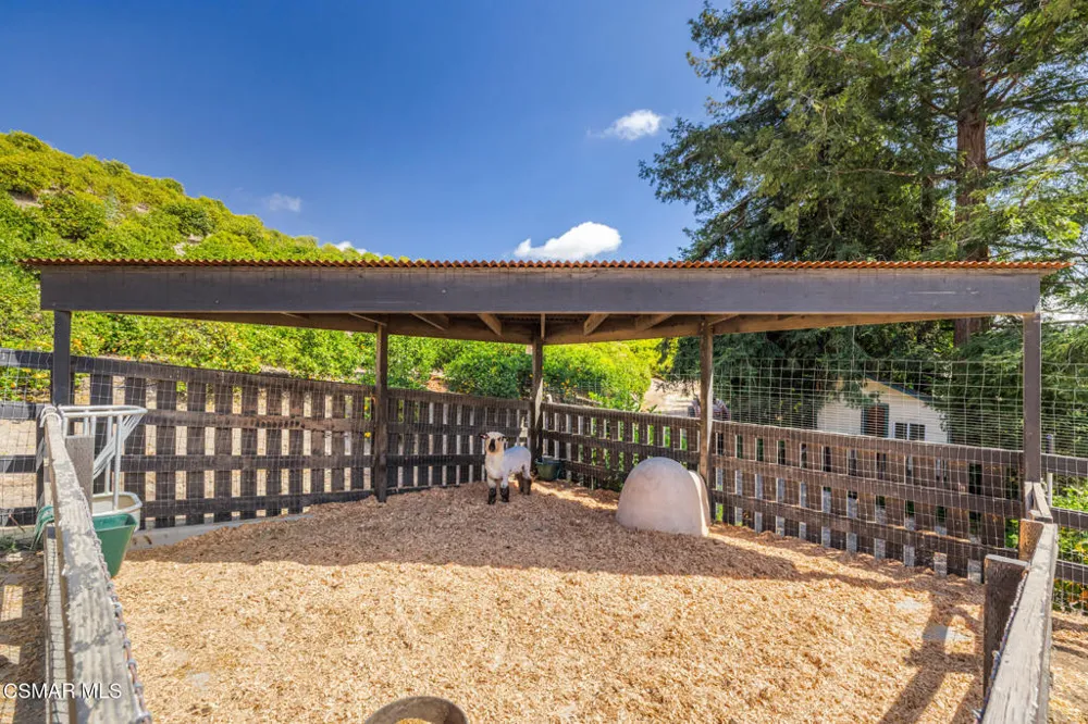 7169 Maria Drive Moorpark, CA 93021
