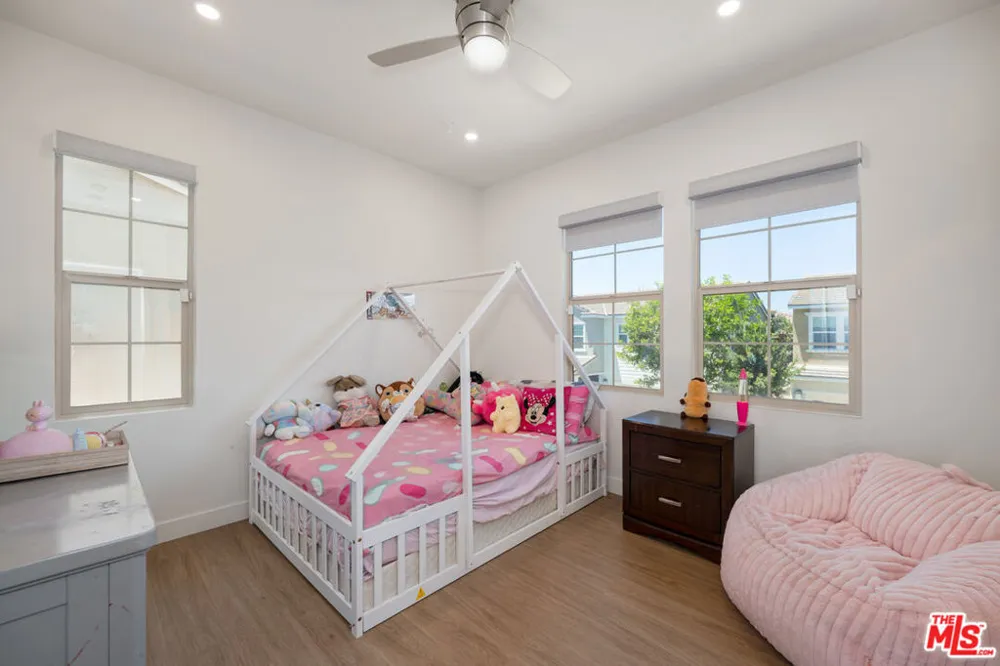 1640 Santa Fe Place Upland, CA 91784