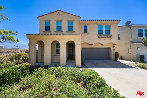 1640 Santa Fe Place