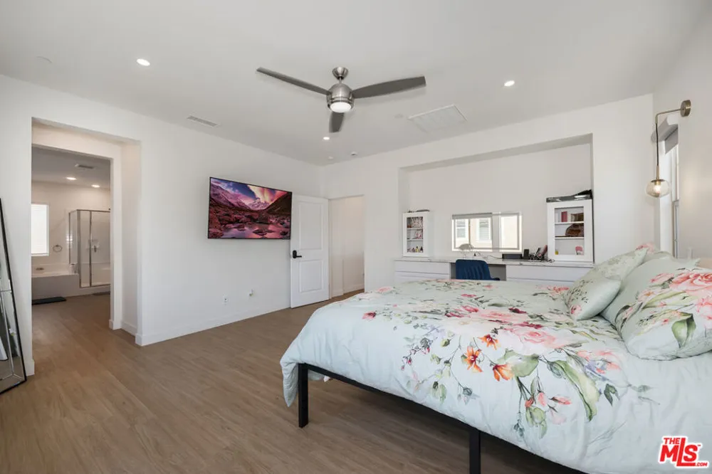 1640 Santa Fe Place Upland, CA 91784
