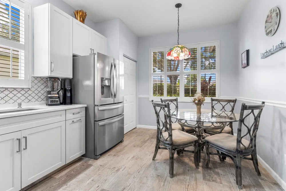1930 Easthampton Terrace Vero Beach, FL 32966