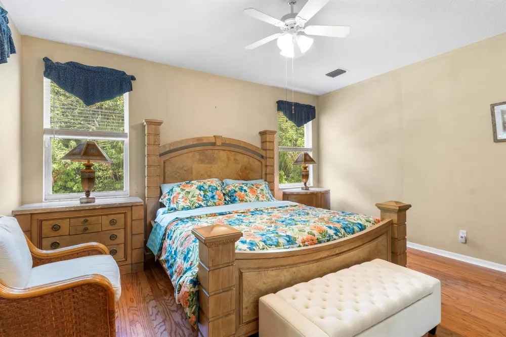 1930 Easthampton Terrace Vero Beach, FL 32966