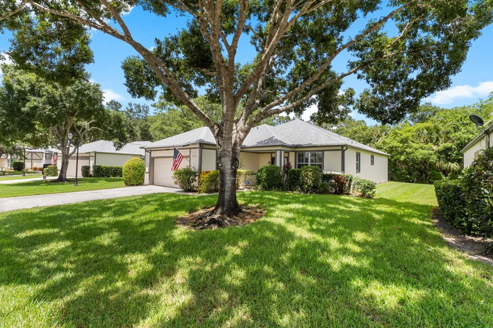 1930 Easthampton Terrace Vero Beach, FL 32966