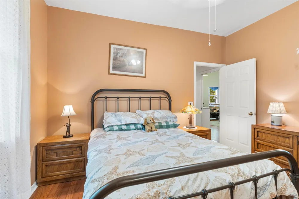 1930 Easthampton Terrace Vero Beach, FL 32966