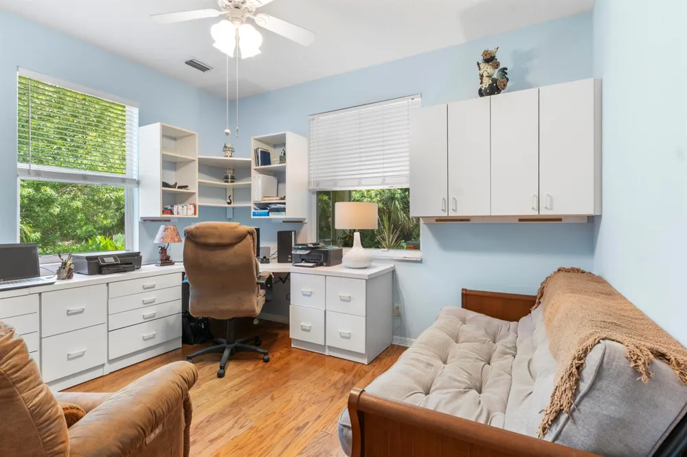 1930 Easthampton Terrace Vero Beach, FL 32966