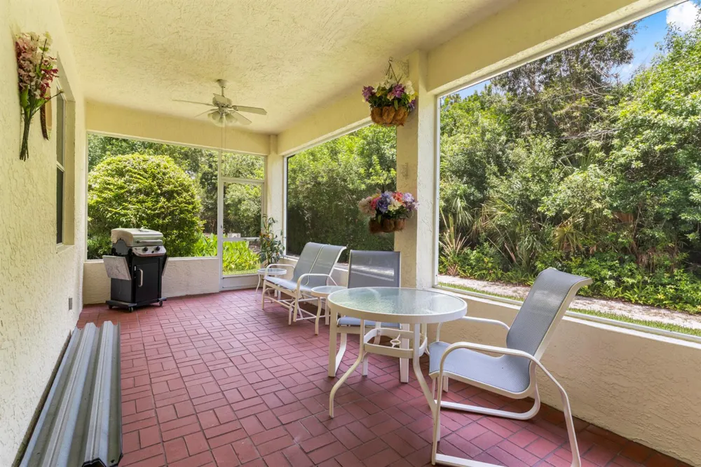 1930 Easthampton Terrace Vero Beach, FL 32966