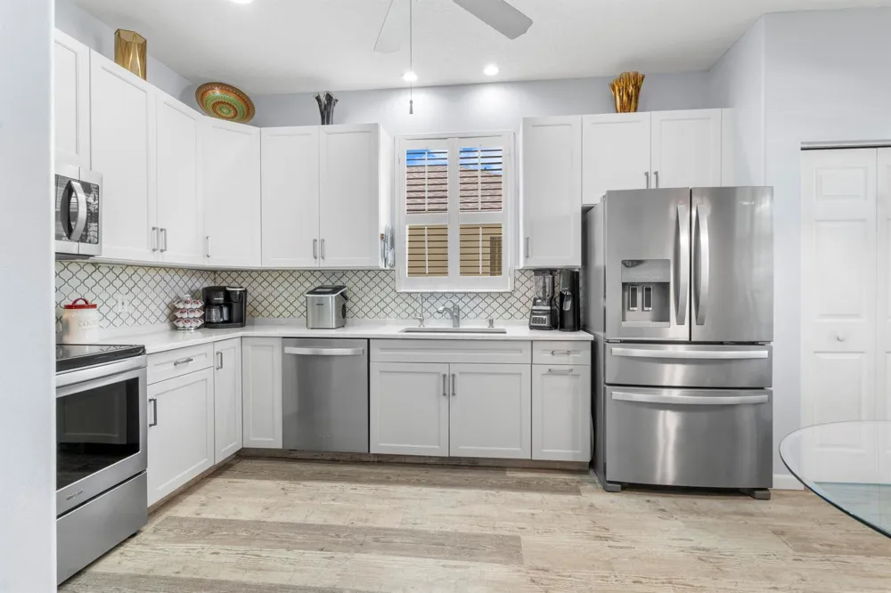 1930 Easthampton Terrace Vero Beach, FL 32966