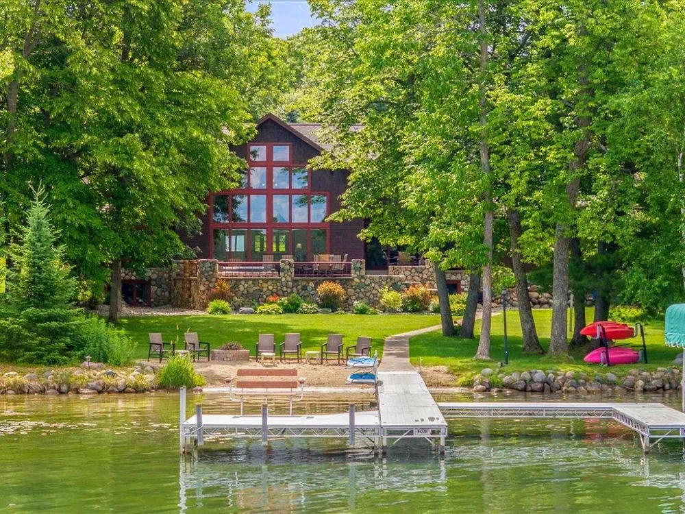17994 Dayspring Drive Park Rapids, MN 56470